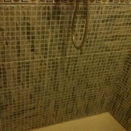 アパート Un Pisin En Cimavilla ヒホン